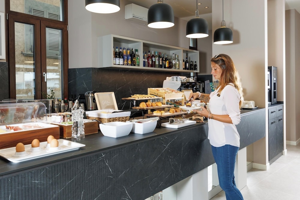 朝食ビュッフェ