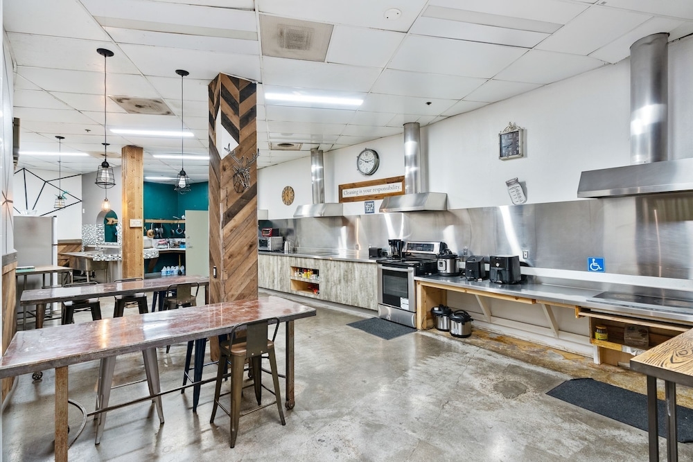 共用キッチン設備