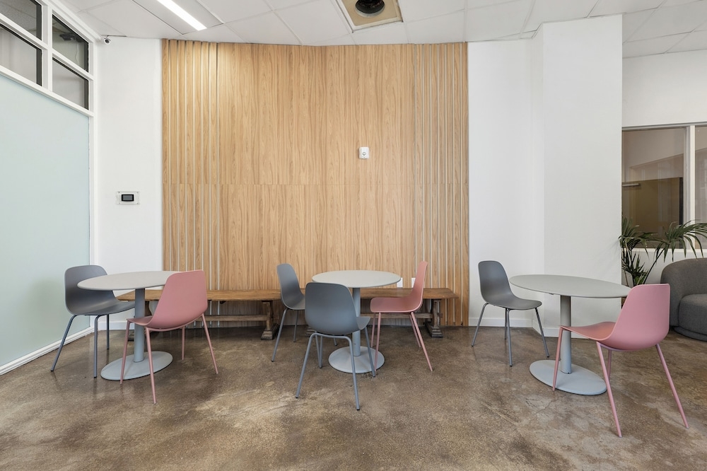 ロビー応接スペース