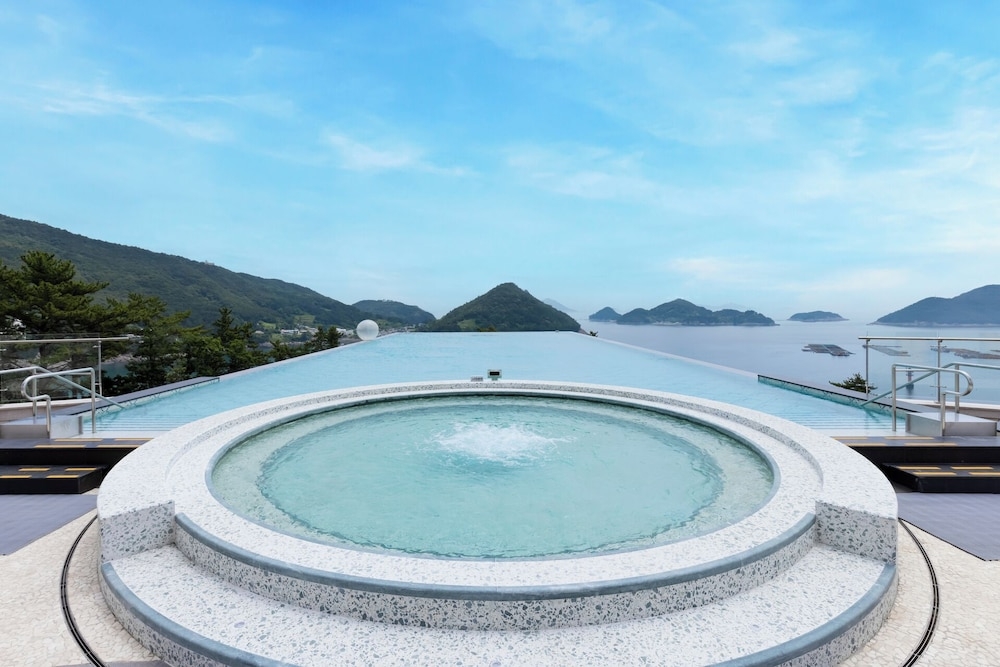 インフィニティ プール