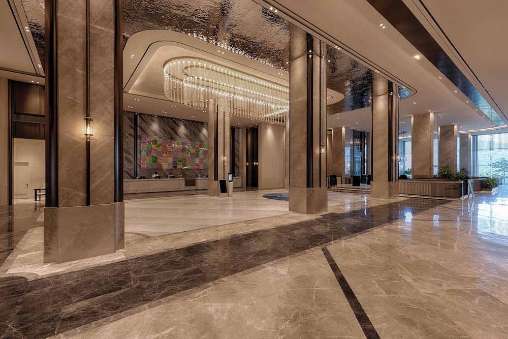 ロビーラウンジ