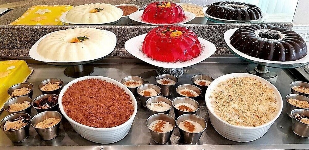 朝食ビュッフェ