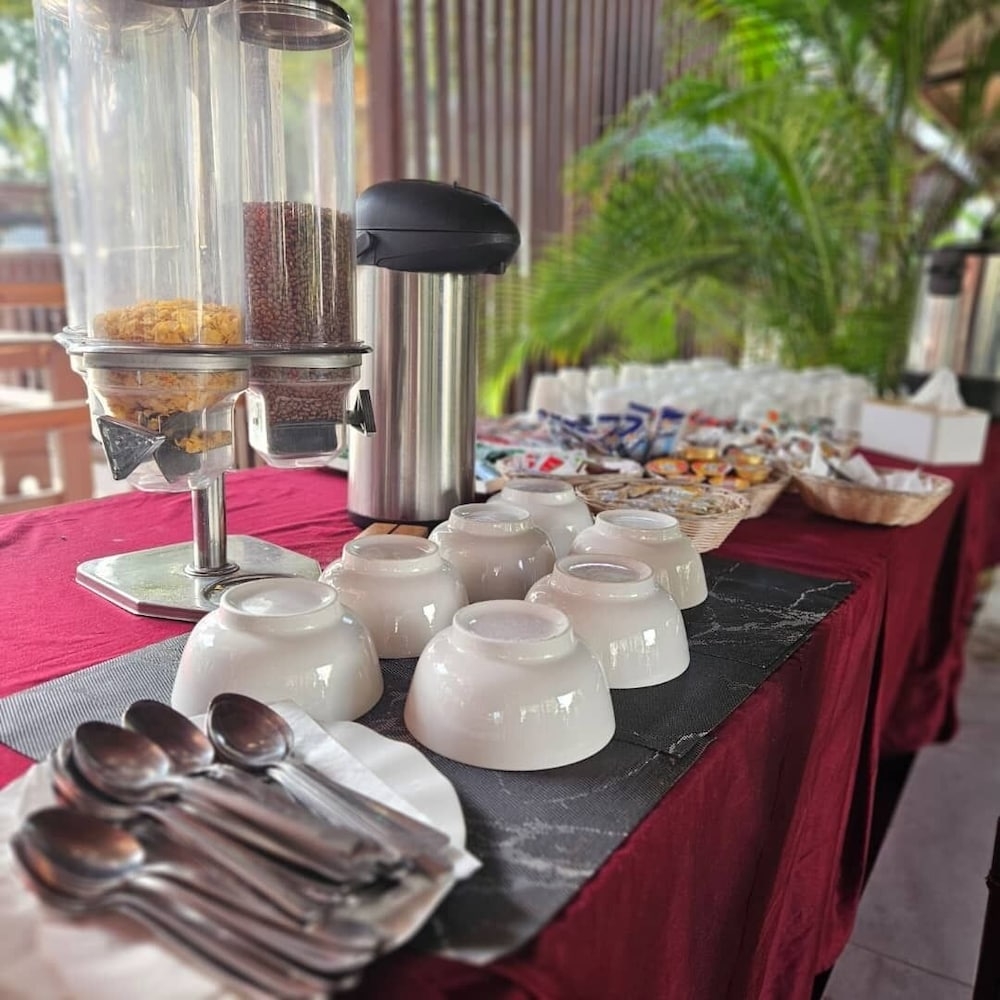 朝食ビュッフェ