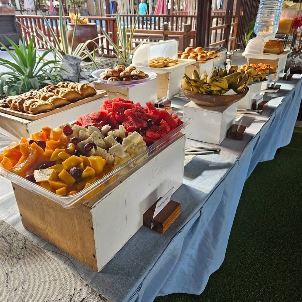 朝食ビュッフェ