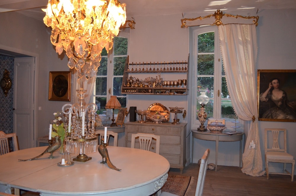 ダイニングルーム