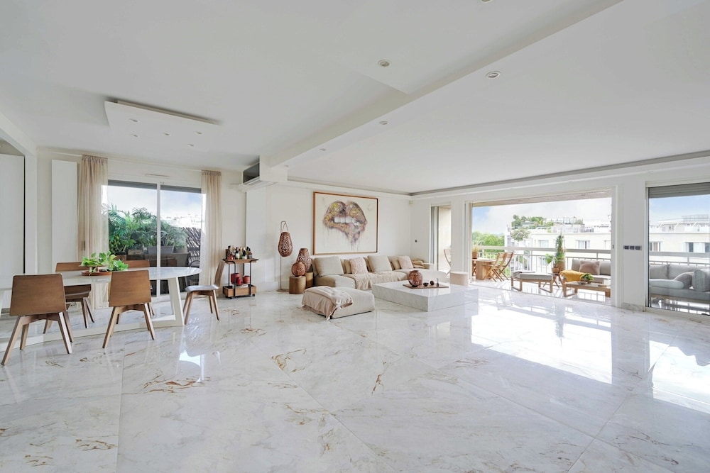 リビング エリア