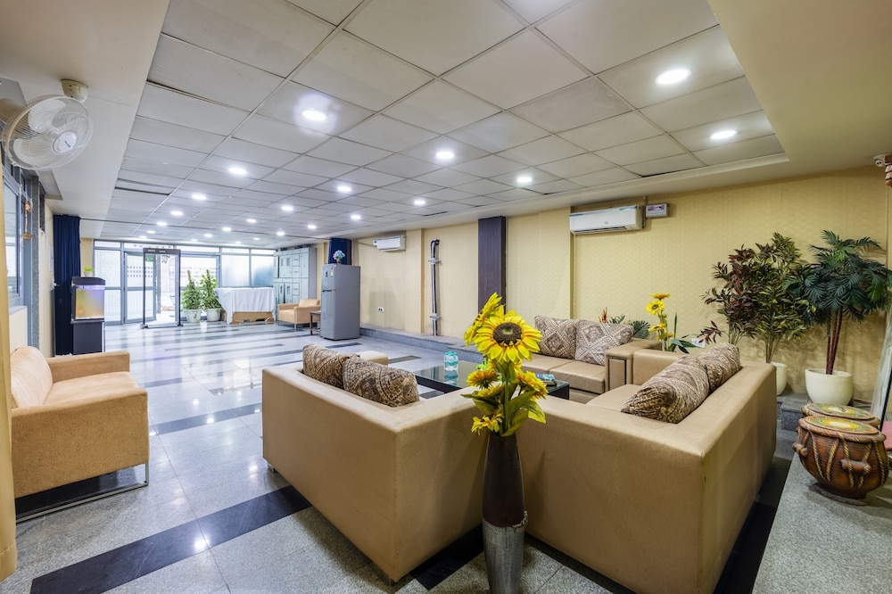 ロビー応接スペース