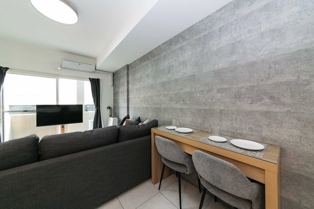 客室内のダイニングエリア