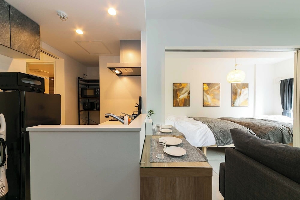 客室内のダイニングエリア