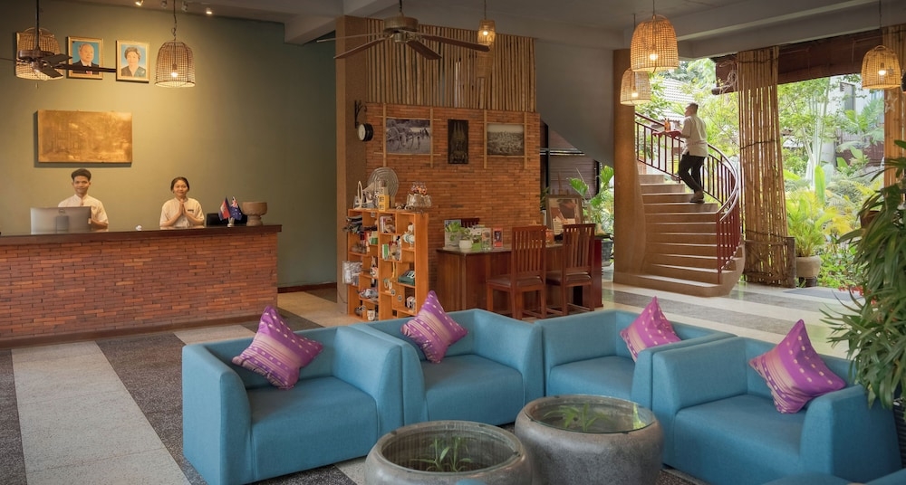 ロビー応接スペース