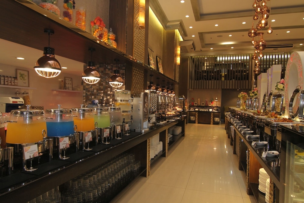 朝食ビュッフェ