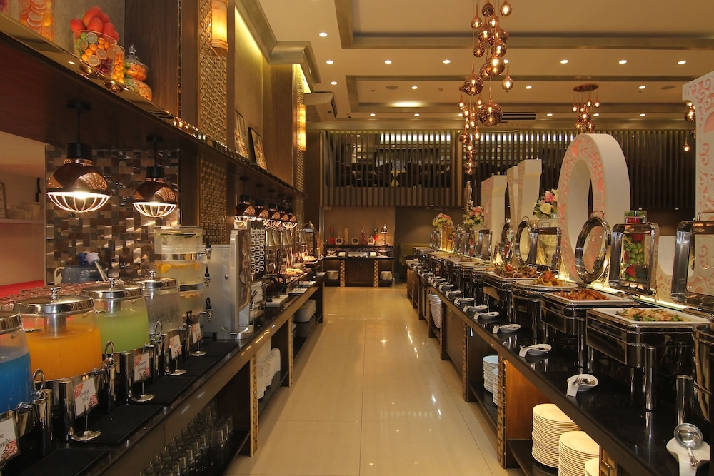 朝食ビュッフェ