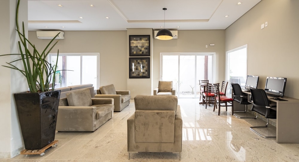 ロビー応接スペース