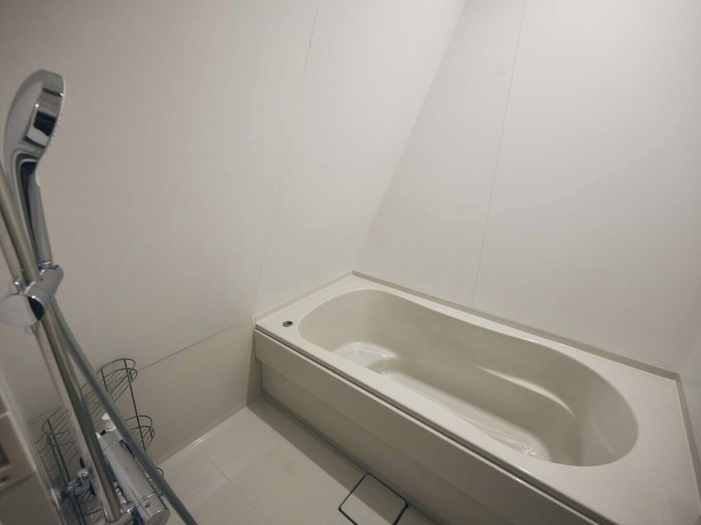 バスルームのシャワー