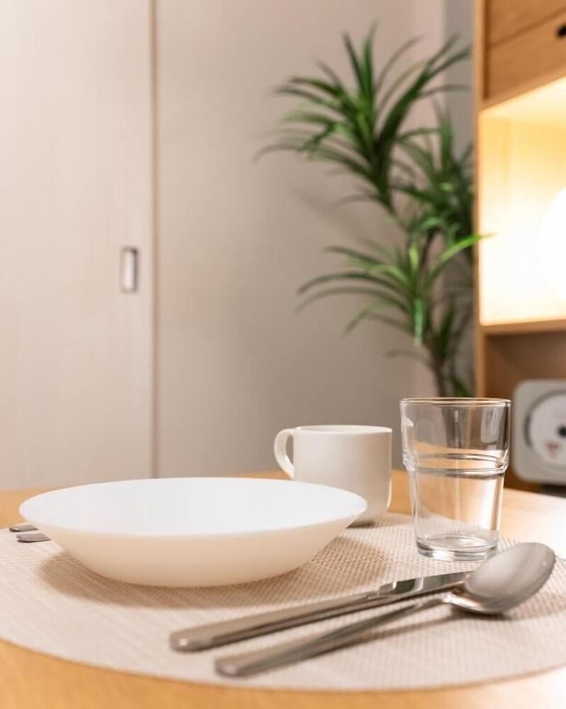 客室内のダイニングエリア