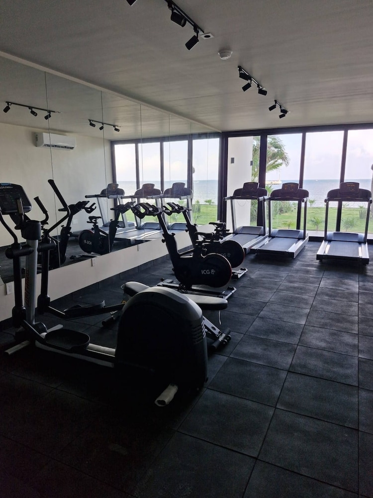 フィットネス スタジオ