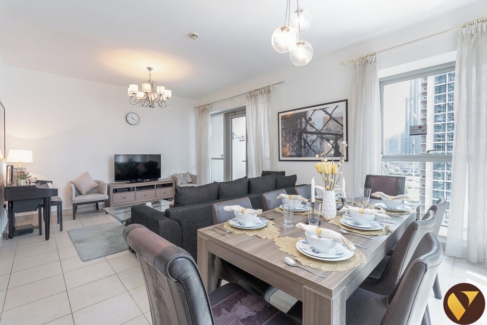 客室内のダイニングエリア