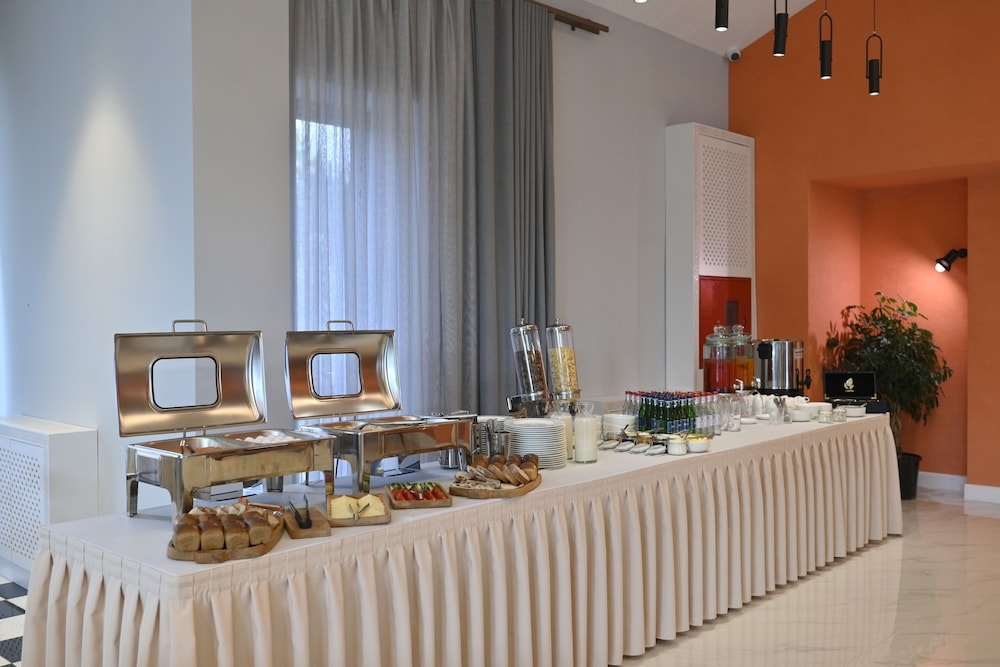 朝食ビュッフェ