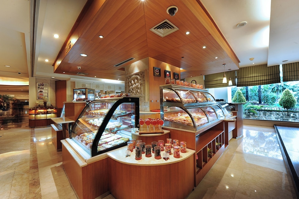 デリカテッセン