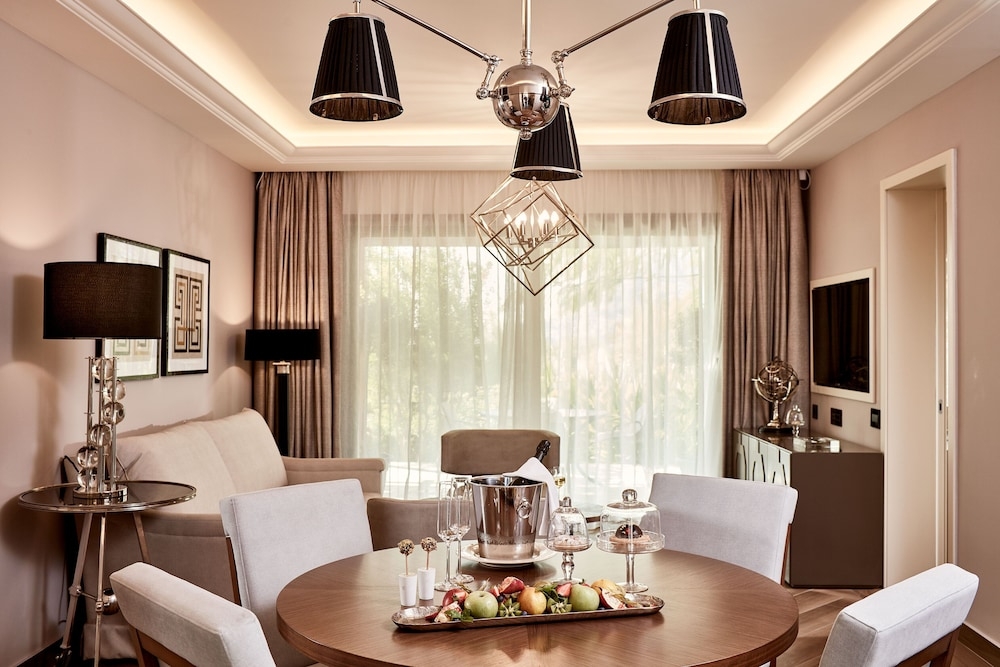 ダイニングルーム