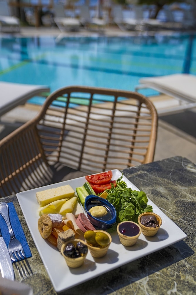 朝食ビュッフェ