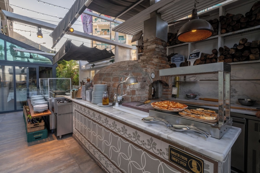 屋外ダイニングエリア