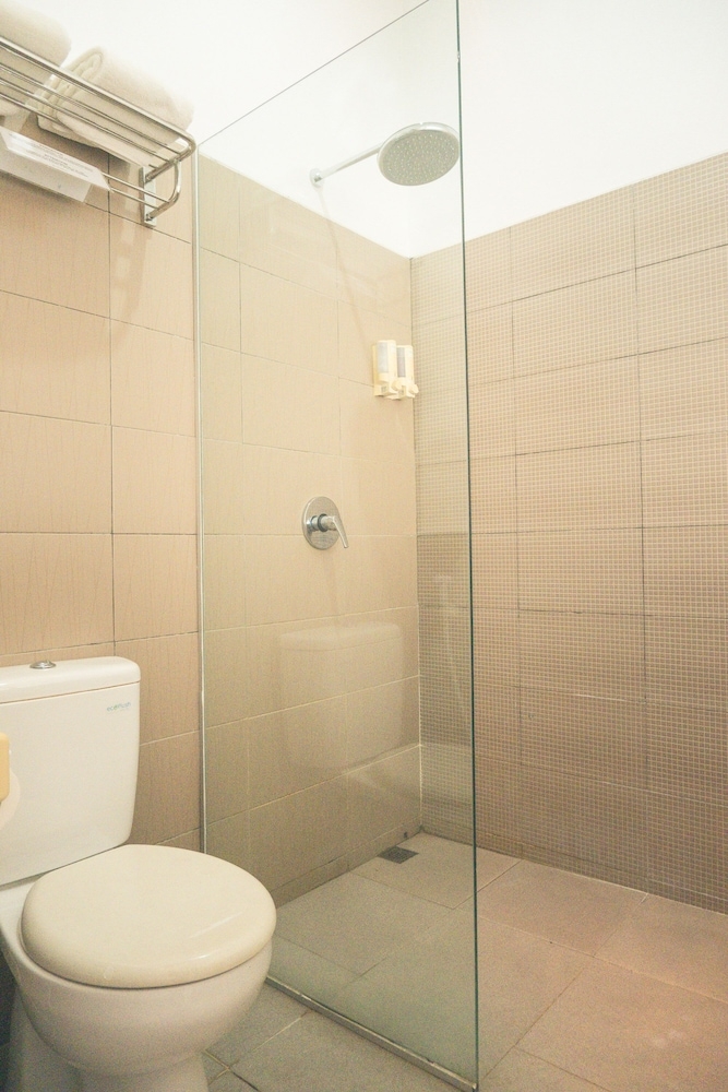 バスルームのシャワー