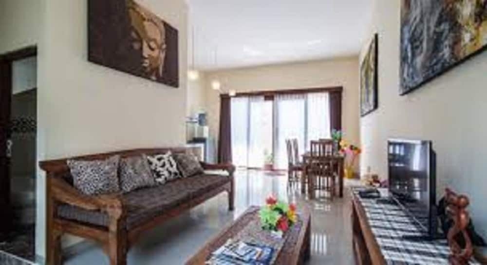 内部エントランス