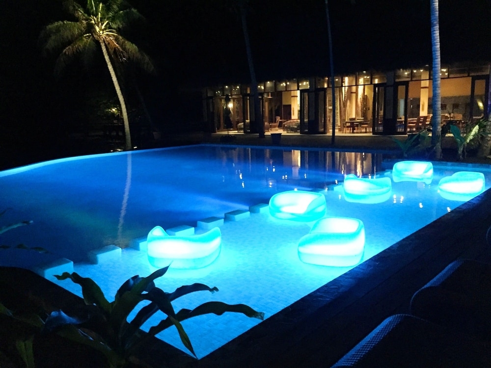 インフィニティ プール