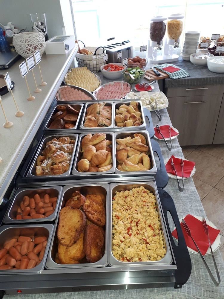 朝食ビュッフェ