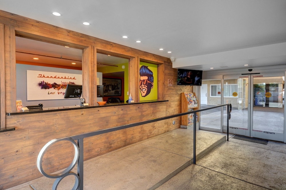 内部エントランス