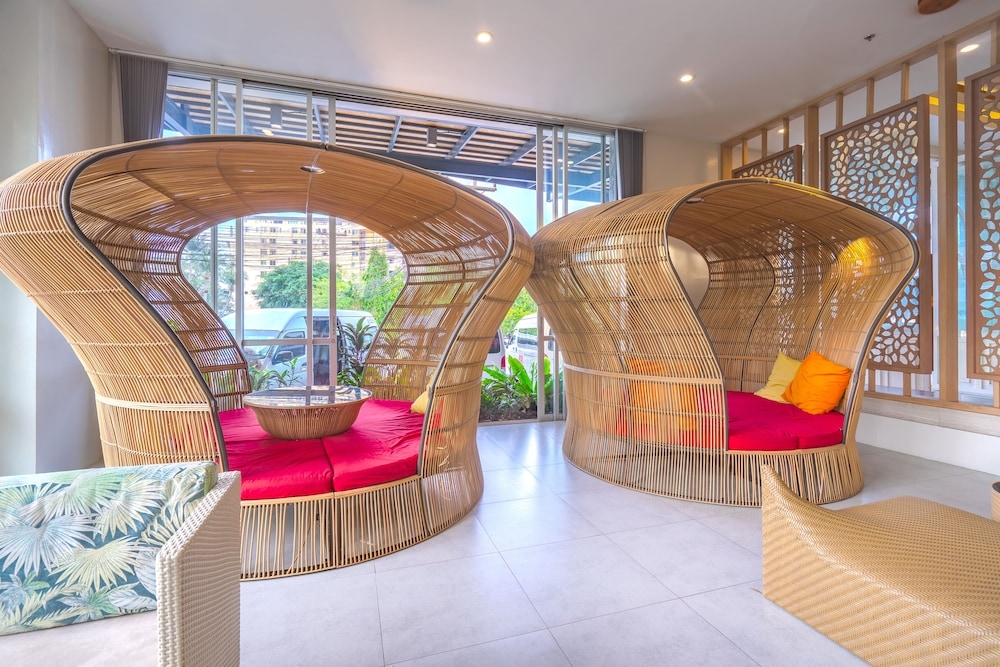 ロビー応接スペース