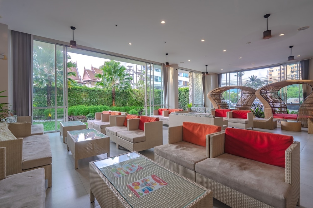 ロビー応接スペース