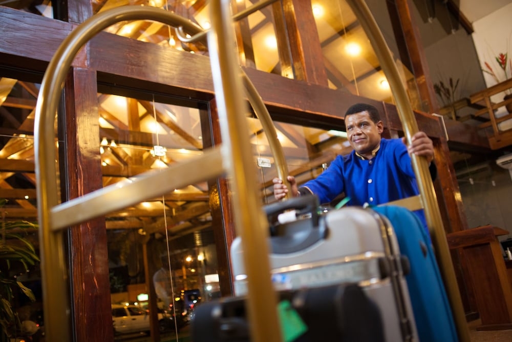 コンシェルジュ デスク