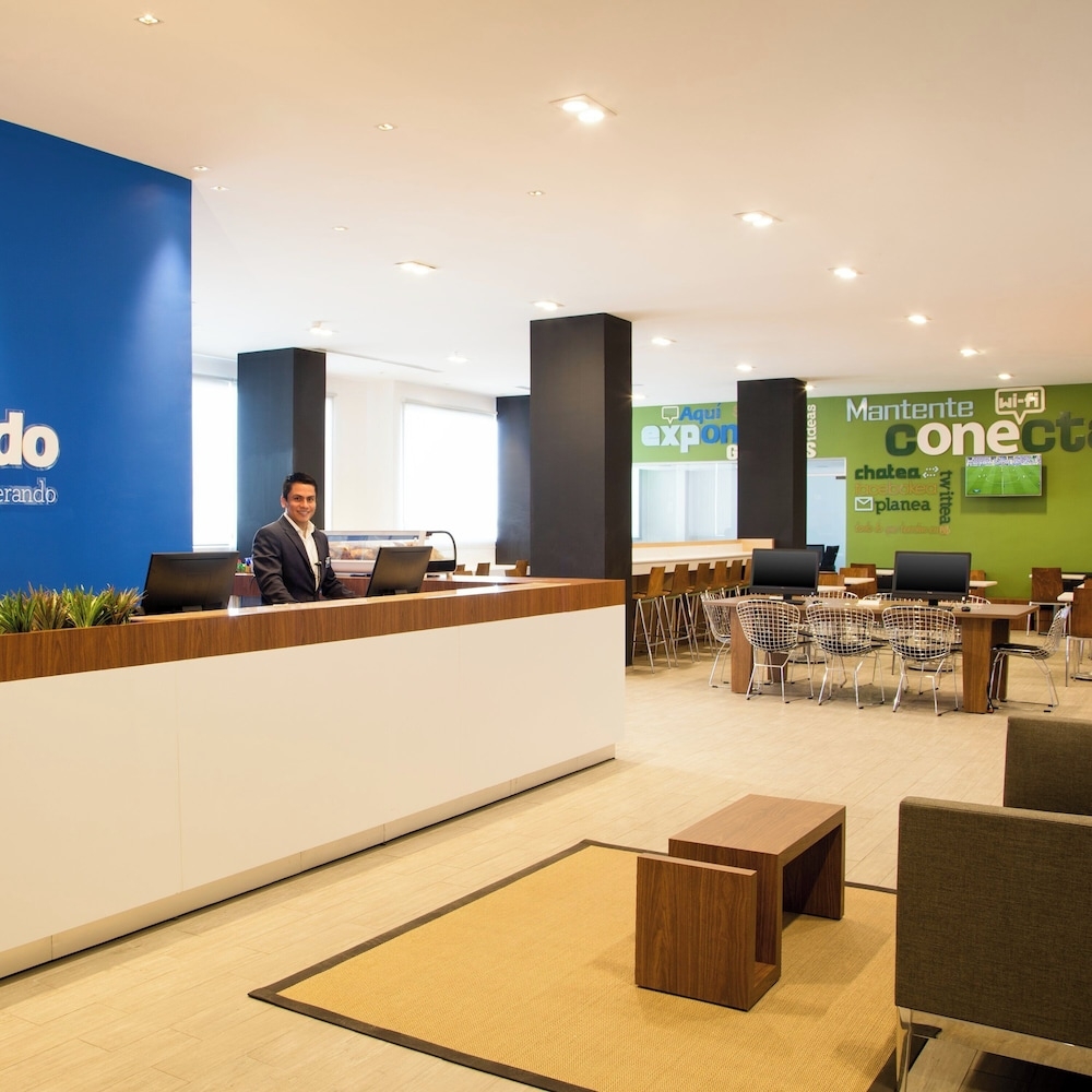 ロビーラウンジ