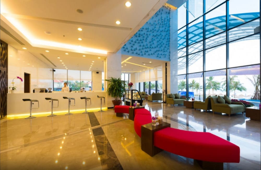 ロビー応接スペース