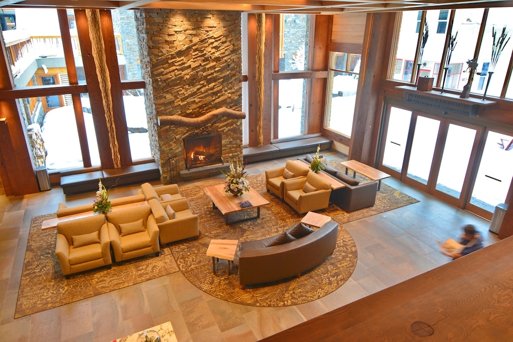 ロビー応接スペース