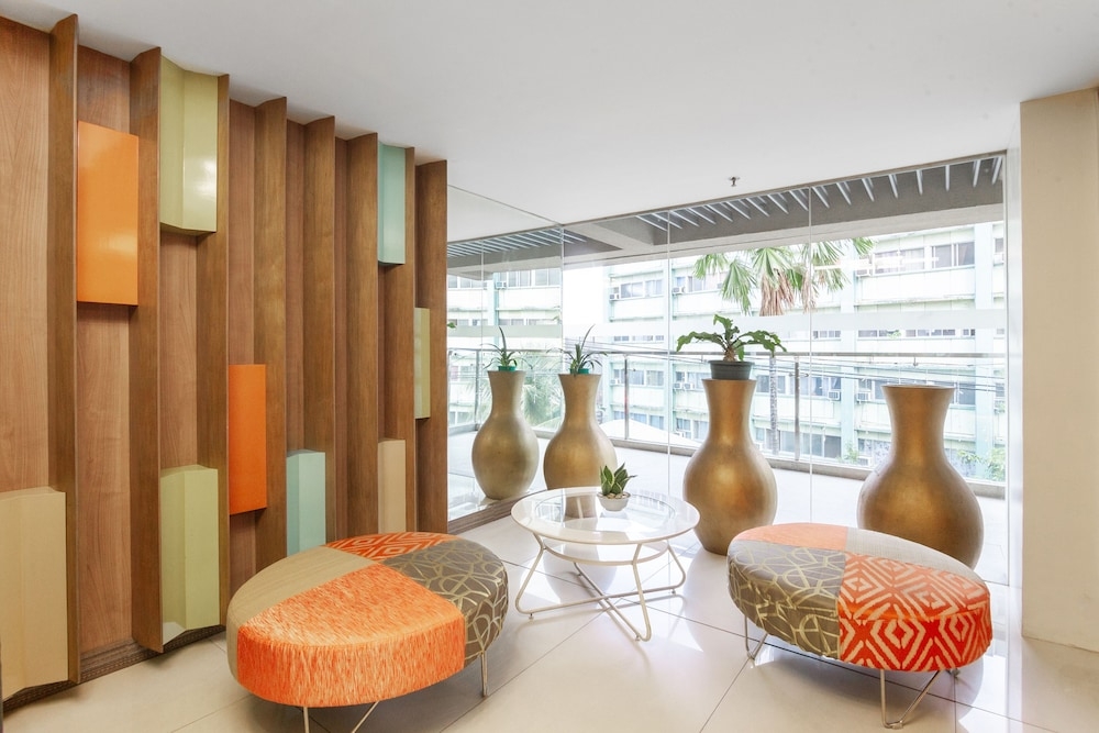 ロビー応接スペース