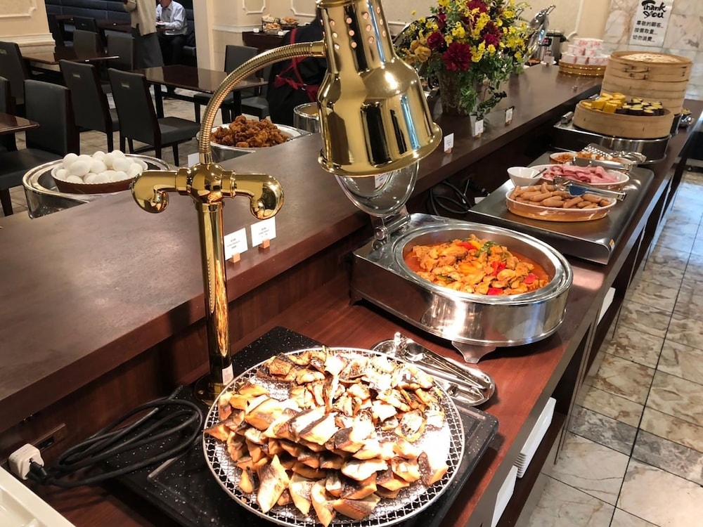 朝食ビュッフェ