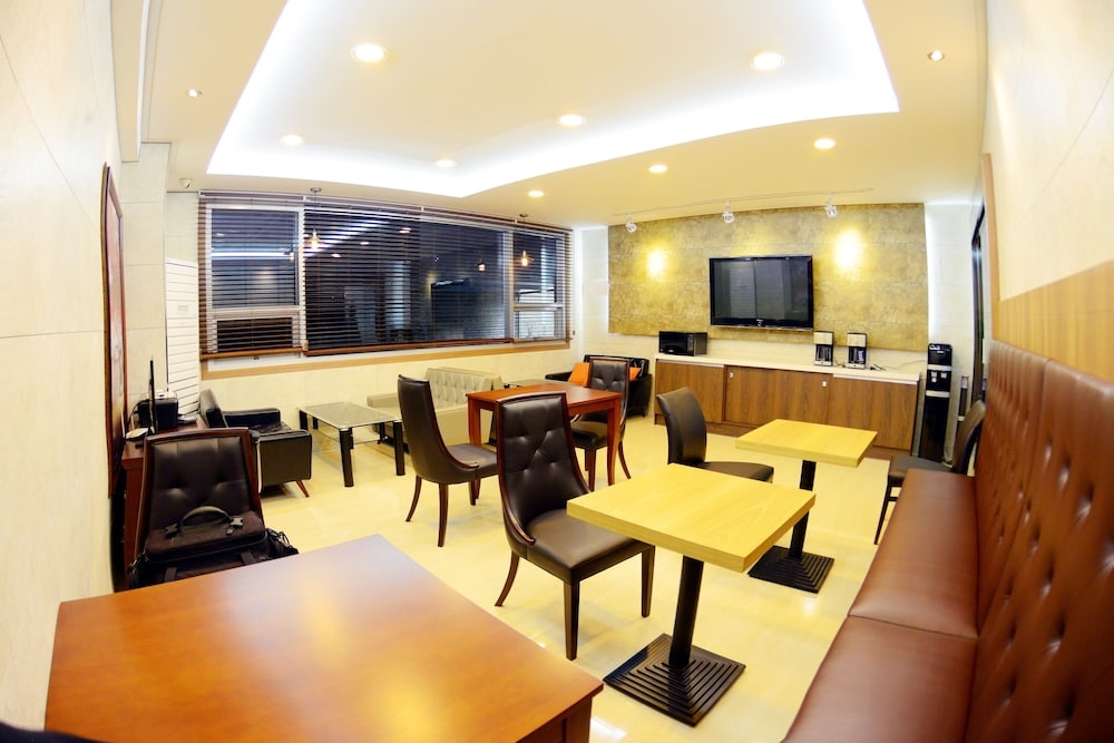 ロビー応接スペース