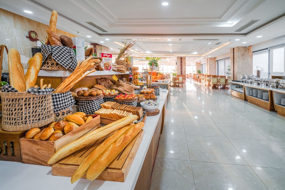 朝食ビュッフェ