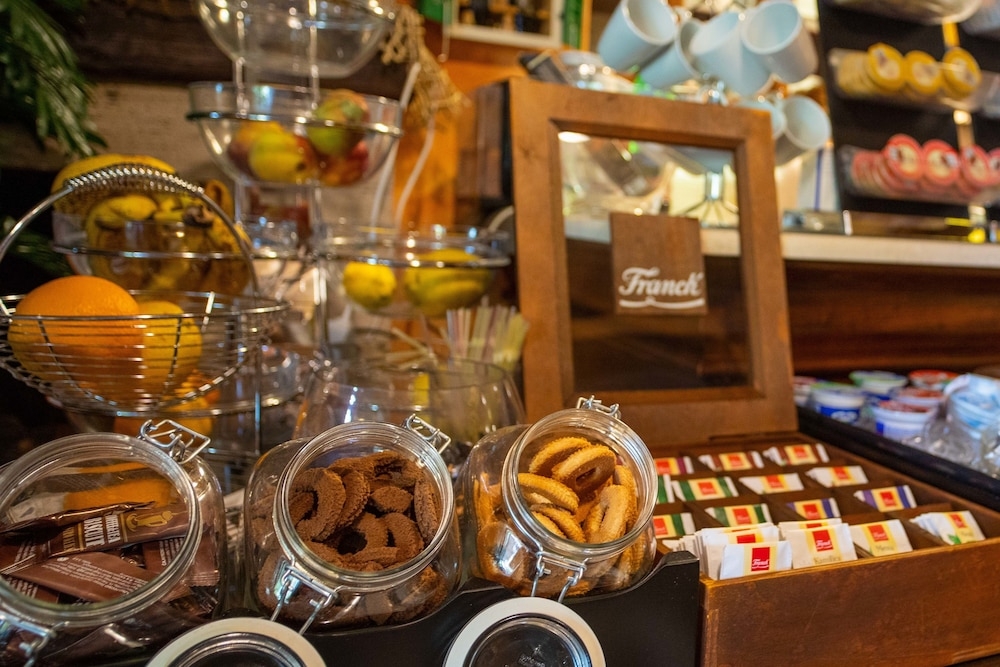 朝食ビュッフェ