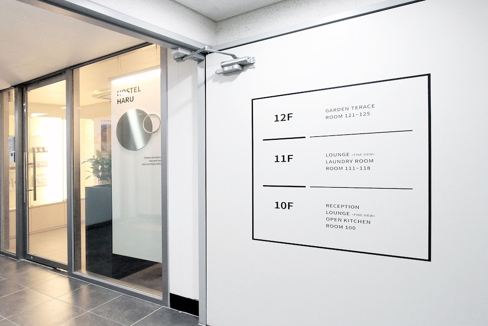 内部エントランス