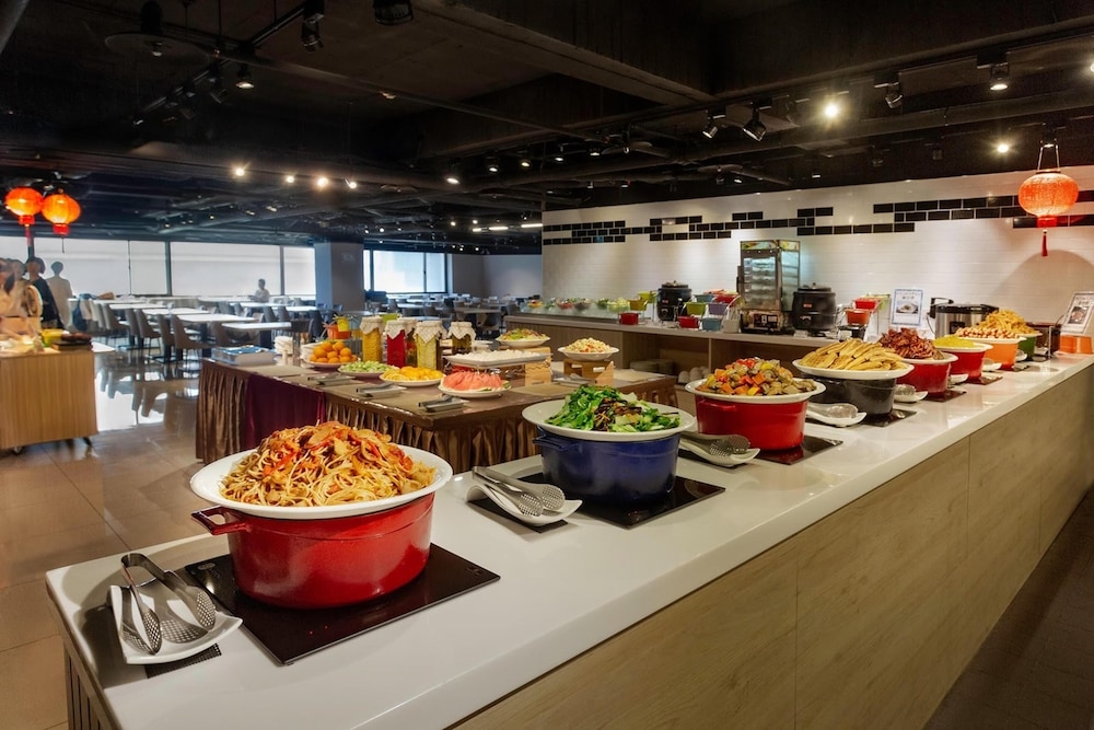 朝食ビュッフェ