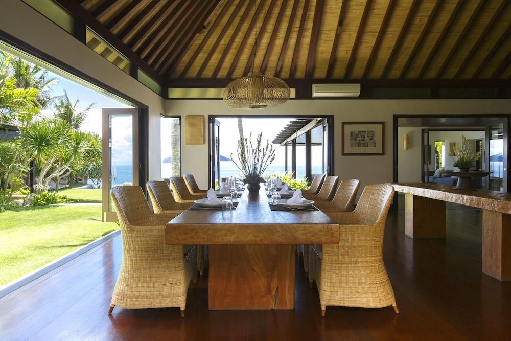 ダイニングルーム