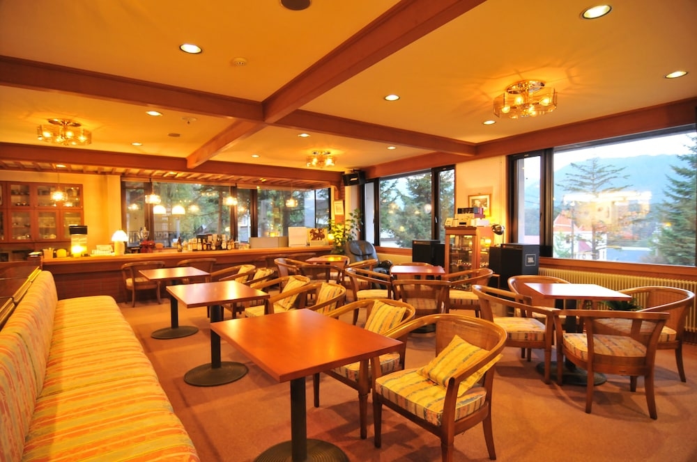 ロビーラウンジ