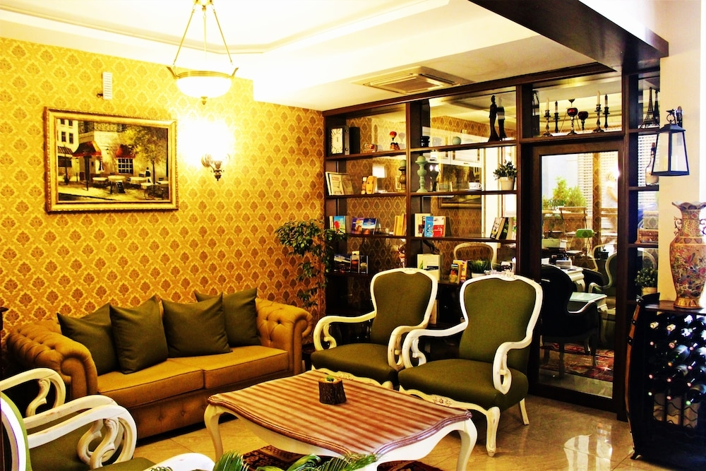 ロビーラウンジ