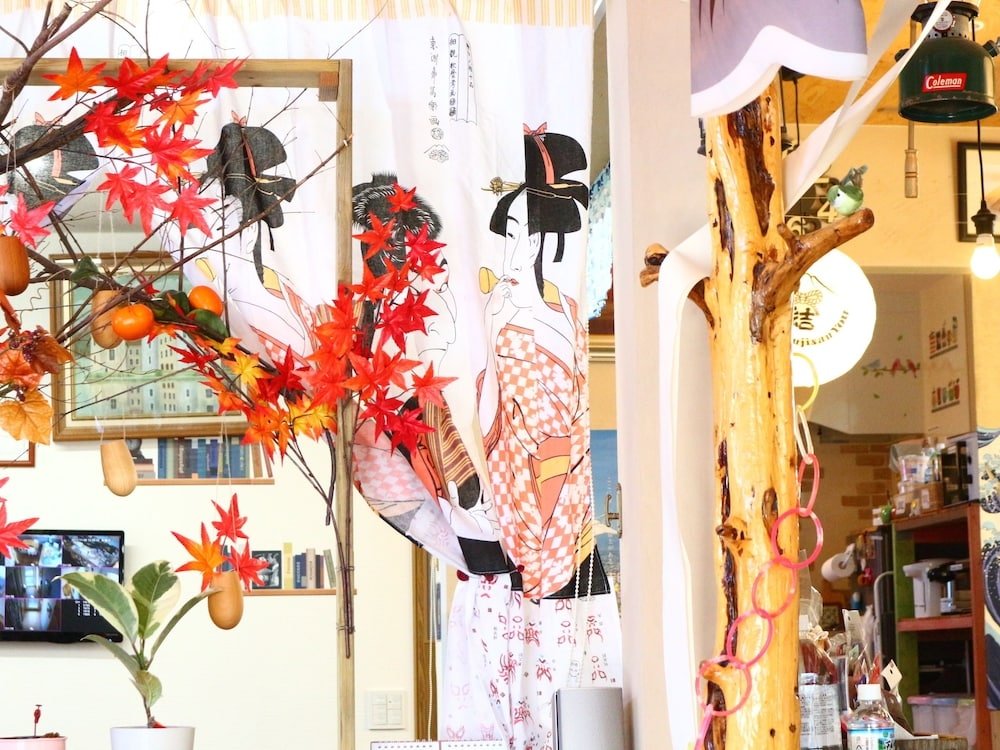 ロビーラウンジ