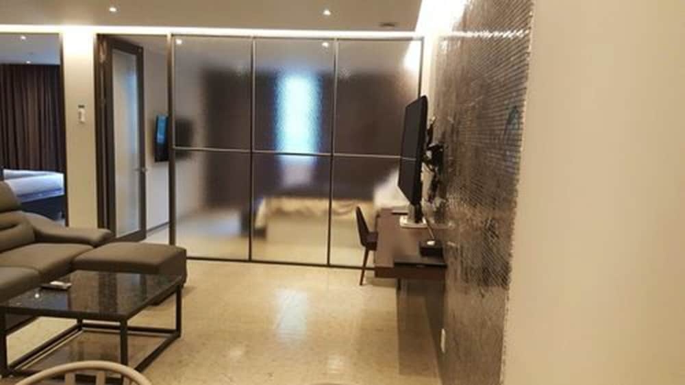 リビングルーム