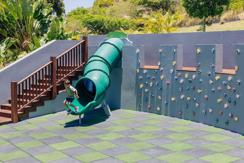 子供用の遊び場 - 屋外